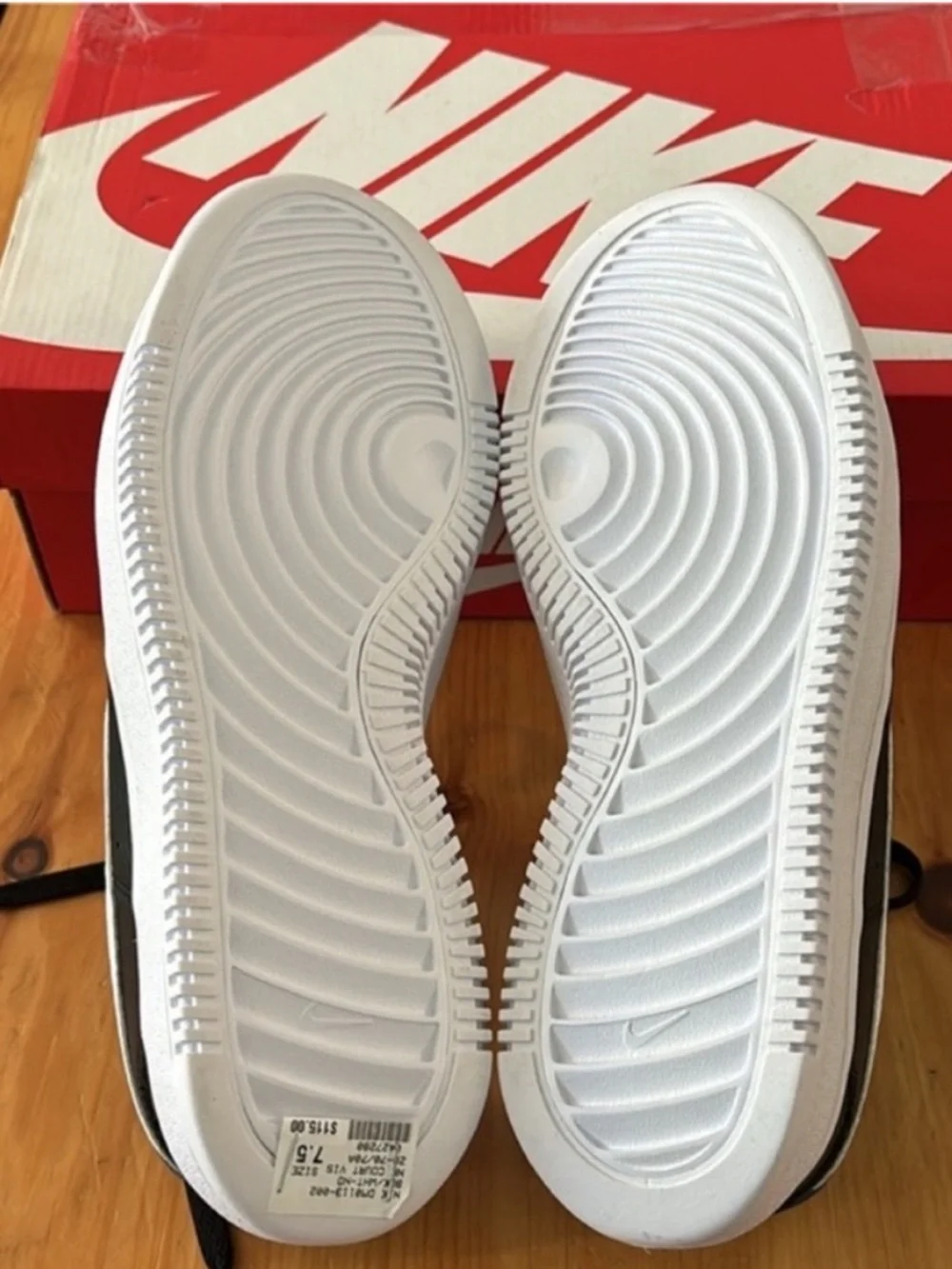 ✔️Size 7.5 - NWT: NIKE - Women's Court Vision Alta shoes - Picture 9 of 12